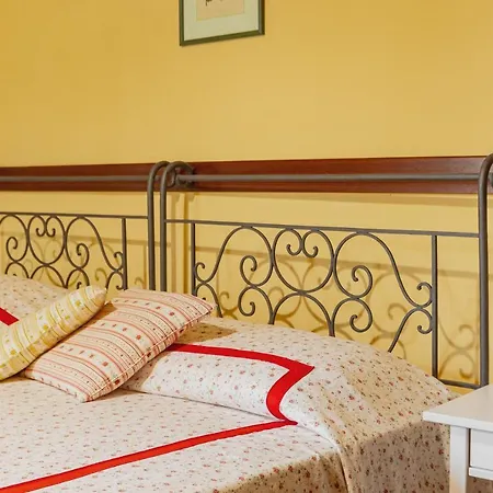 Montevecchio Isolani Farm stay