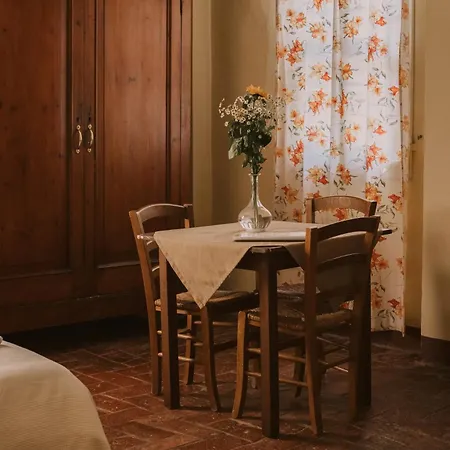 Montevecchio Isolani Farm stay