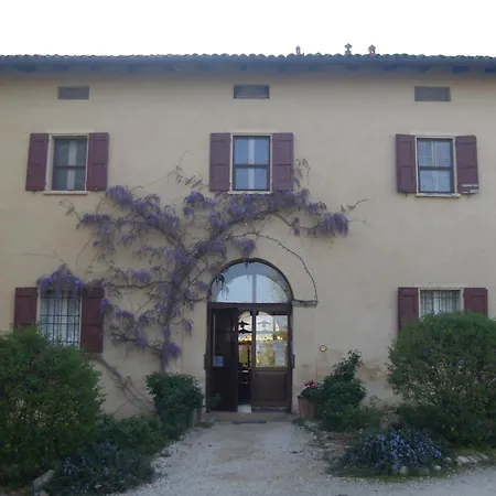 Montevecchio Isolani