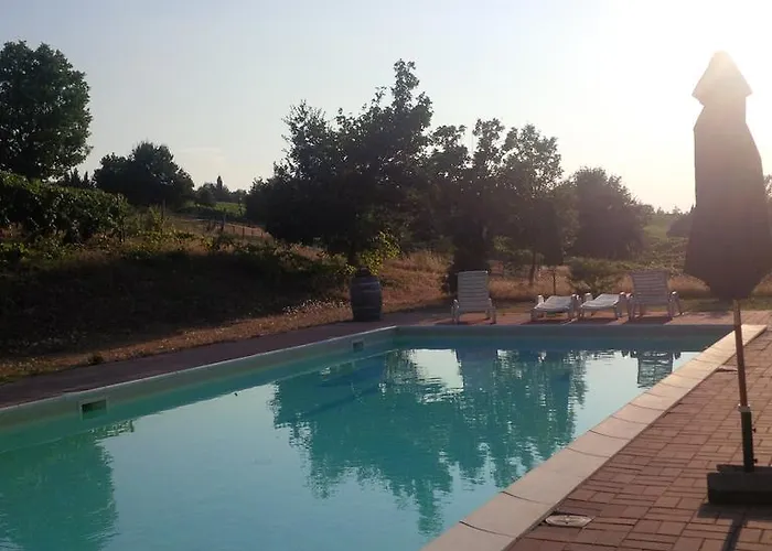 Lantgård Montevecchio Isolani