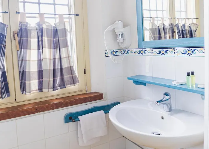 Lantgård Montevecchio Isolani *