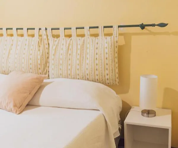 Lantgård Montevecchio Isolani *