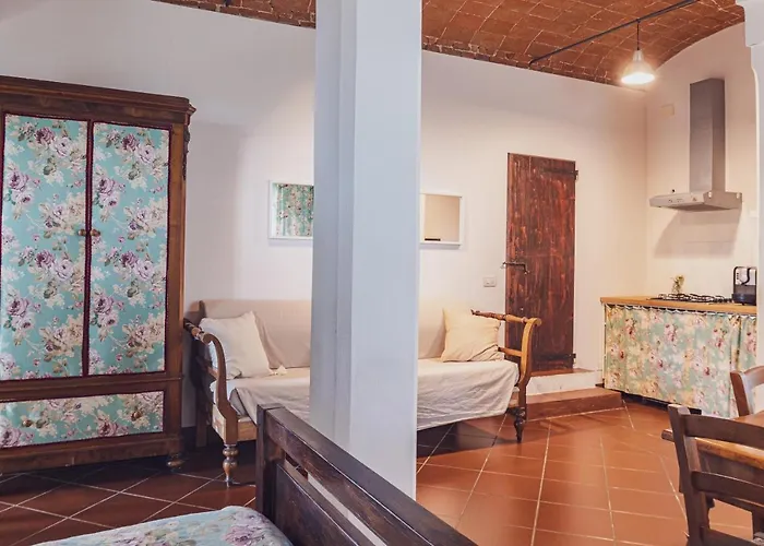 Lantgård Montevecchio Isolani Monte San Pietro