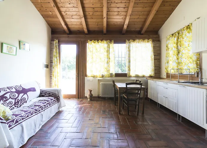 Montevecchio Isolani Lantgård *