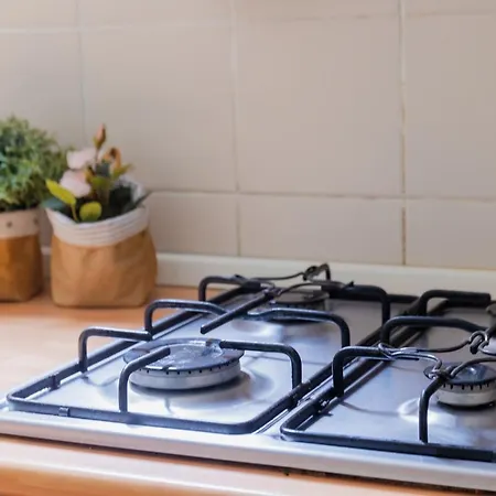 Montevecchio Isolani Фермерский дом *