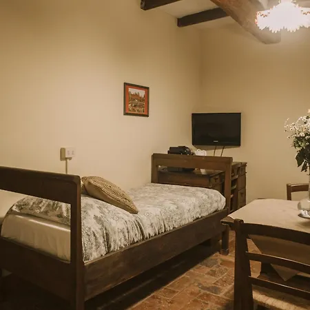 Montevecchio Isolani Bauernhof *