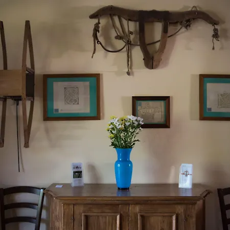 Montevecchio Isolani Farma