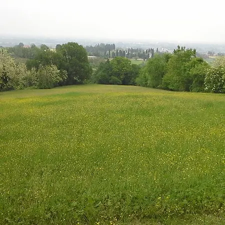 مزرعة للإقامة Montevecchio Isolani *