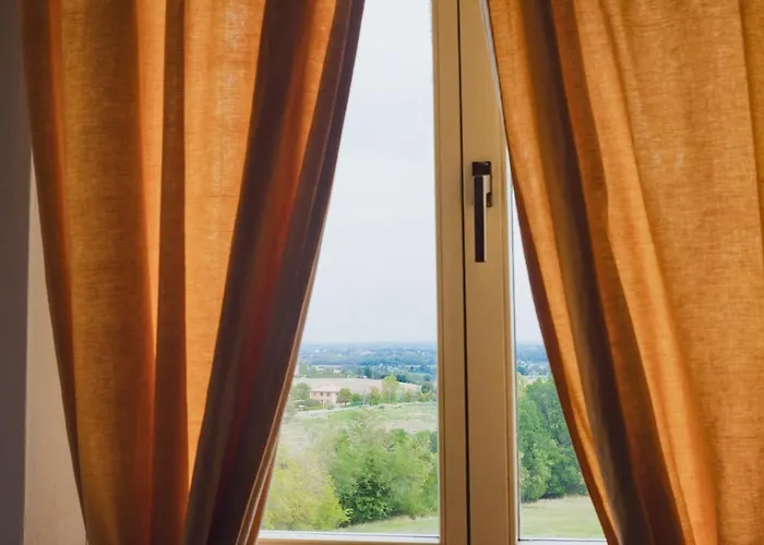 Montevecchio Isolani ファームステイ *